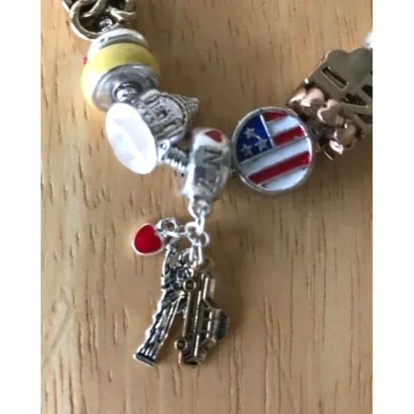 New York Charm Bracelet I Love NY Taxi Heart Statue of Liberty New Big A… - Picture 7 of 12